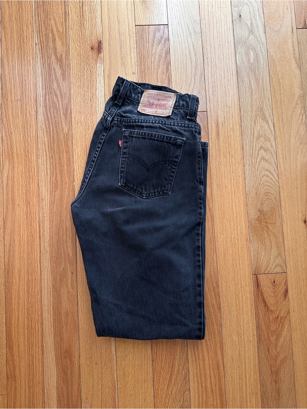 Vintage Levi’s 550 relaxed fit black jeans